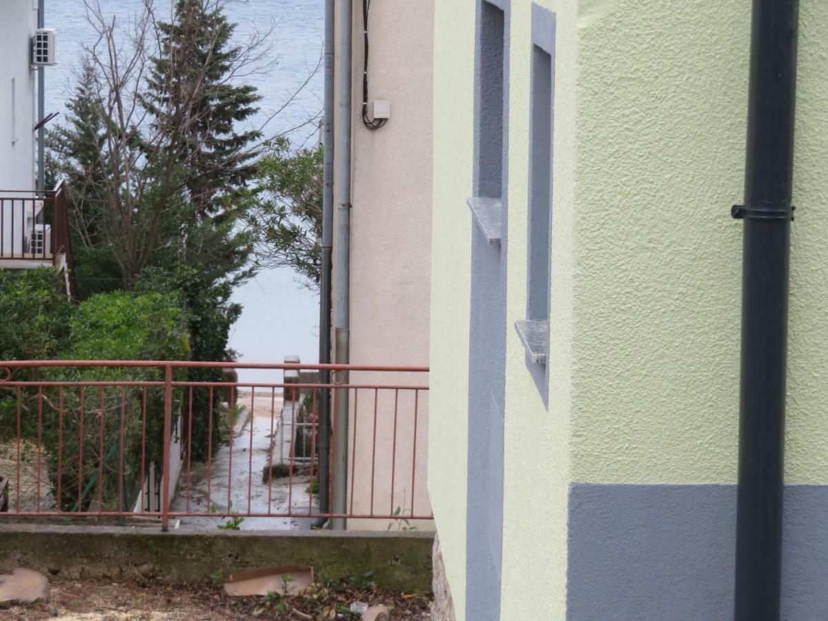 Apartments La Bombonera Starigrad Paklenica Buitenkant foto